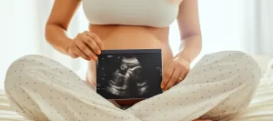 «Somos tres»: actores chilenos revelan que serán padres por primera vez