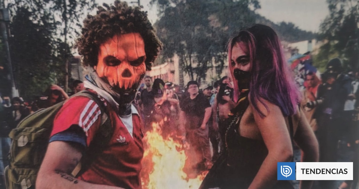 La (re)vuelta del carnaval, de Sergio Guerra: entre válvula contra la explotación y rebeldía popular | Artes y Cultura