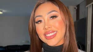 Naya Fácil muestra en redes sociales su radical cambio tras reducir sus implantes y genera comentarios divididos