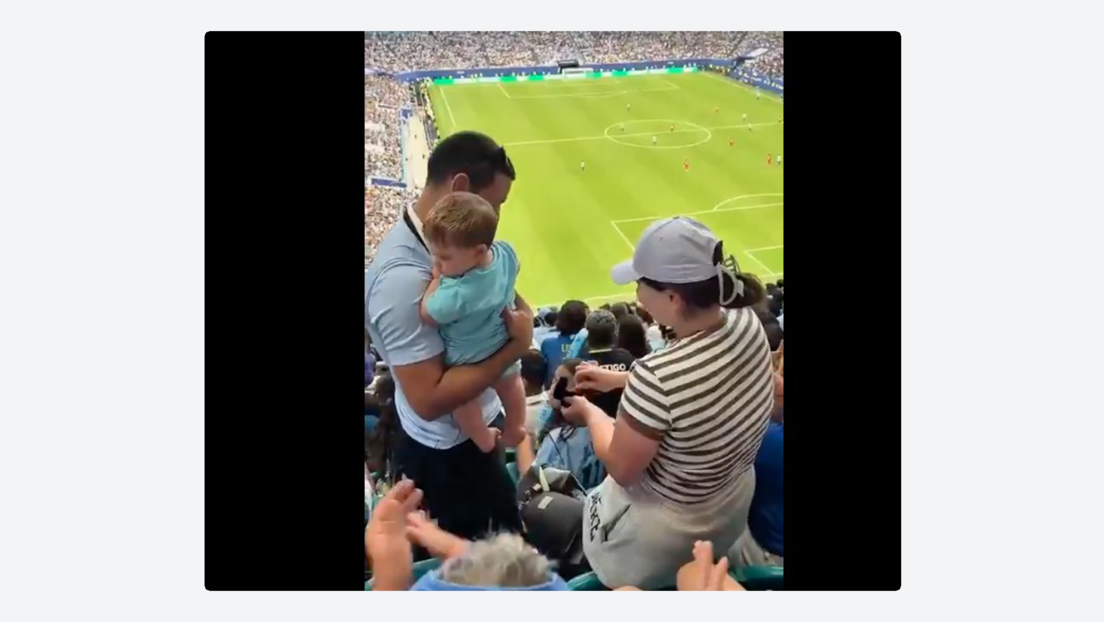 VIDEO: Propone matrimonio en medio de un partido del Mundial y vive el momento más impensado