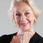 Está igual, que diga el secreto»: Silvia Santelices impacta a sus 86 años tras reaparecer en adelanto de «Papi Ricky