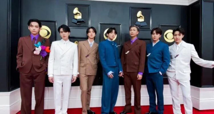 CEO de los Grammy responde a BTS tras críticas del grupo y declinar ser parte de los premios 2027