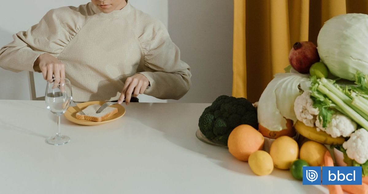 Contar calorías y ayunar: las señales de alerta que podrían anticipar un trastorno alimentario | Salud y Bienestar