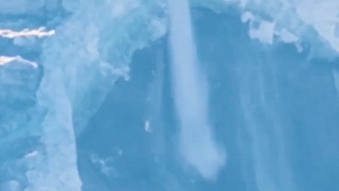 Momento exacto del colapso del glaciar que desató la tragedia en China y Nepal (VIDEO)