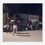 VIDEO: Pelea callejera entre mujeres termina con una víctima en el hospital por varias puñaladas