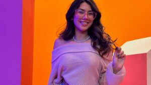 ¿Nuevo romance? Aseguran que Eskarcita está saliendo con conocido cantante chileno
