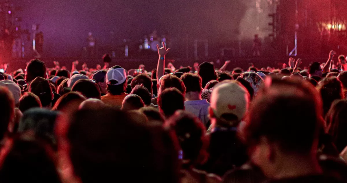 La tendencia mundial de los festivales: los grandes artistas se marginan y se reinventan en el nicho