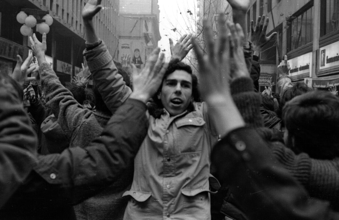Donan 40 obras de Rodrigo Rojas de Negri, el fotógrafo chileno que la dictadura quemó vivo